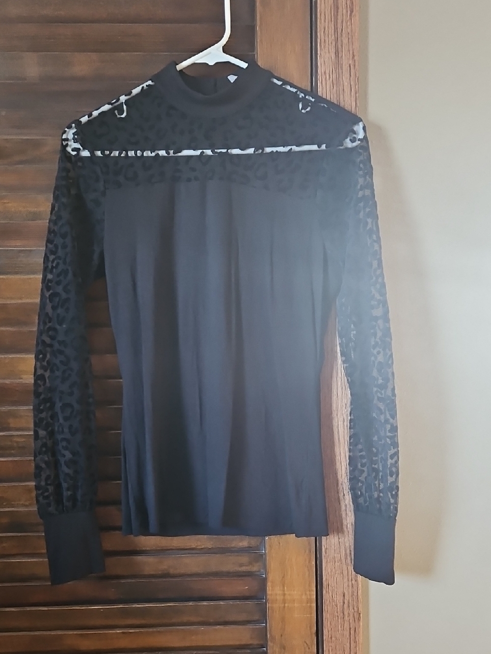 VENUS Black Sheer Leopard Velvet-Yoke Long Sleeve Top